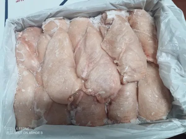 Frozen Chicken Breast - 20kg per Carton | 50 Cartons per tone - Silver Food GmbH Germany Poultry & Meat